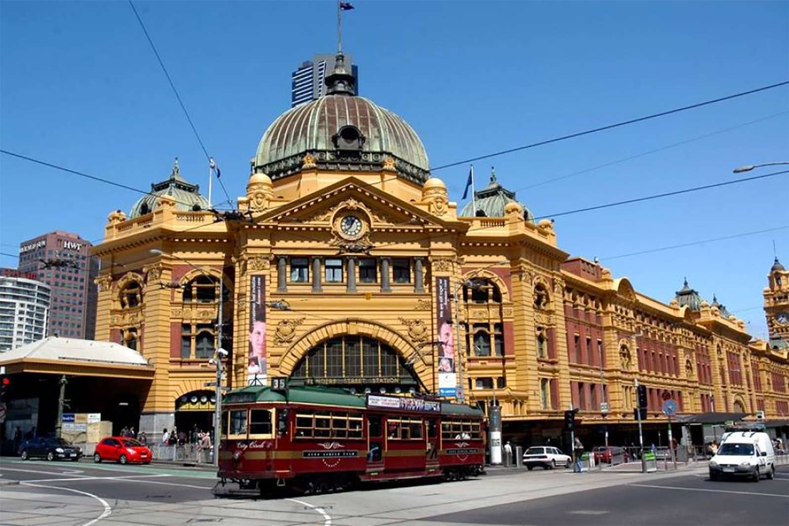 flinders-street-station